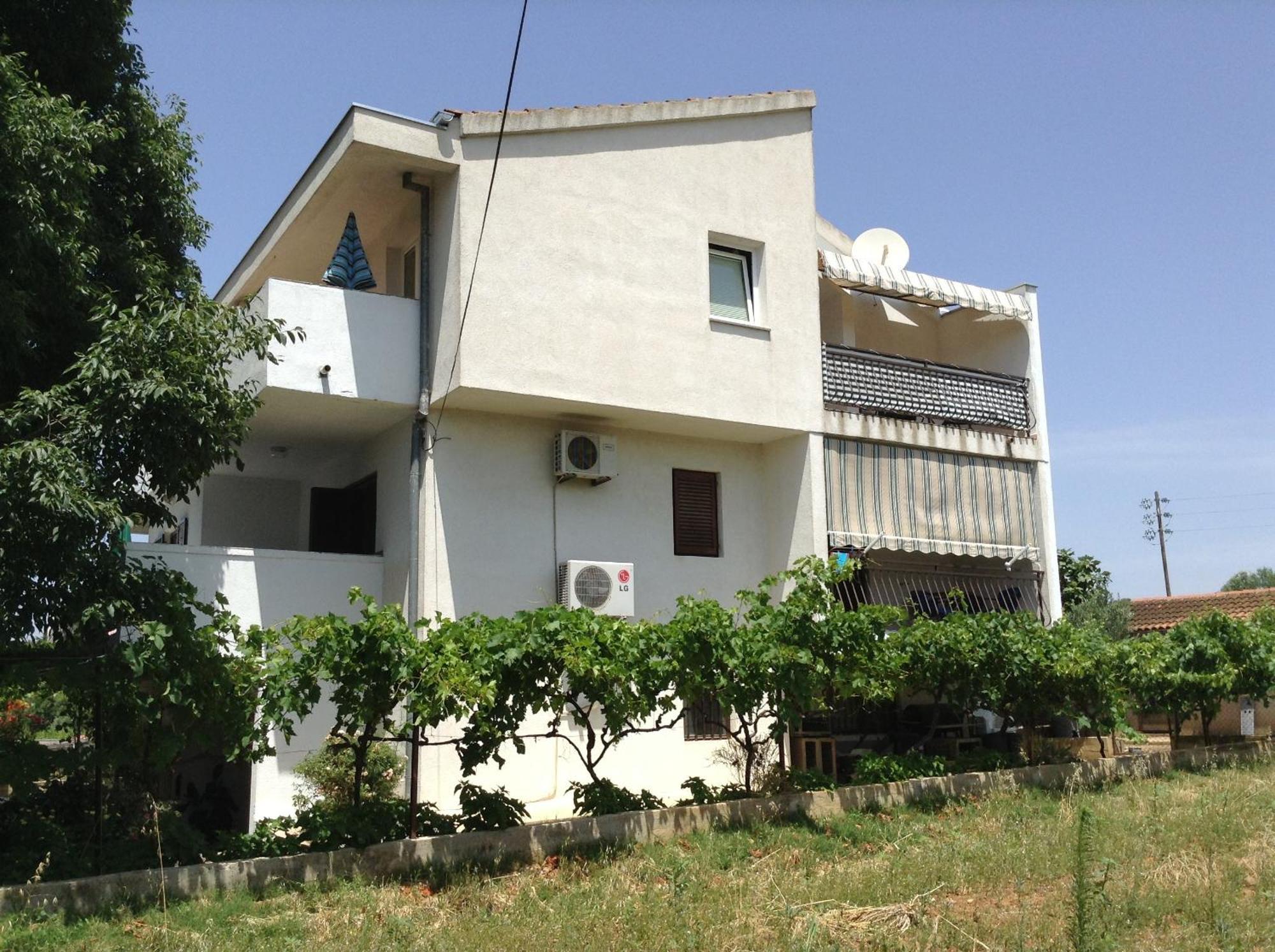 Apartment Dolac *