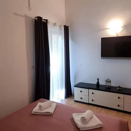 Apartments Dolac Sveti Filip i Jakov Room photo
