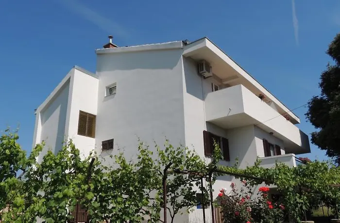 Apartments Dolac