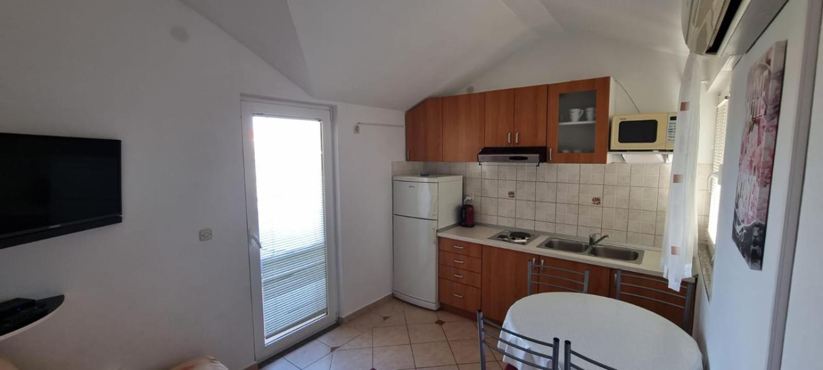 Dolac Apartment
